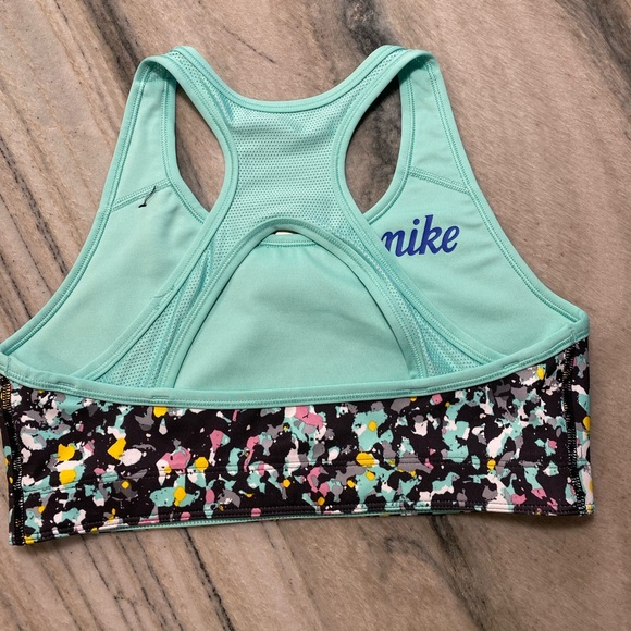 Nike Reversible Sports Bra - Girls XL - Picture 3 of 7